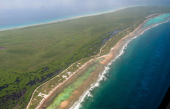Little Cayman coast line ( 9 miles long)